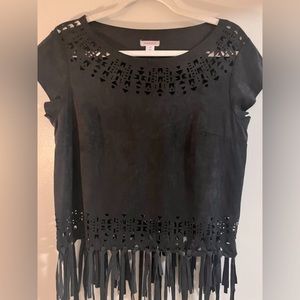 Xhilaration fringe short sleeve top